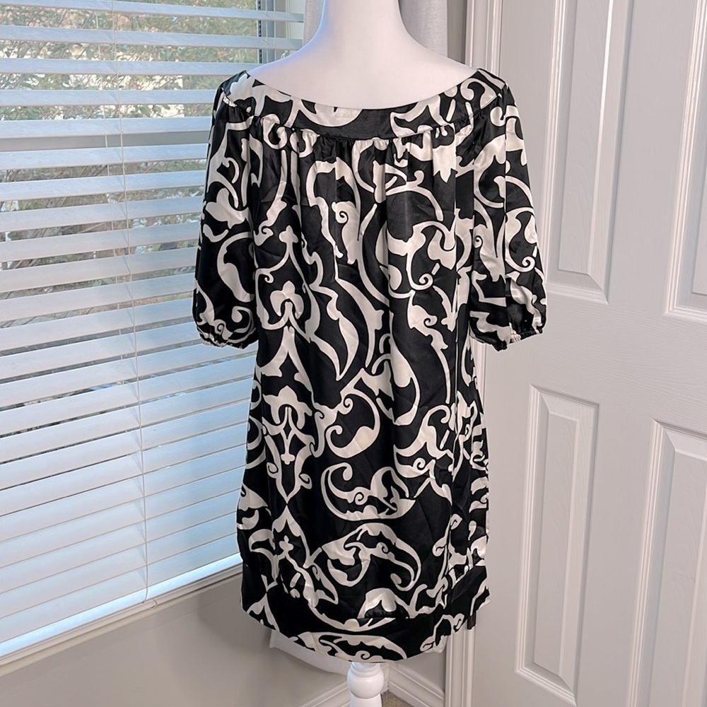 3/$10 White House Black Market Silky Boat Neck Mini Dress - Picture 9 of 12